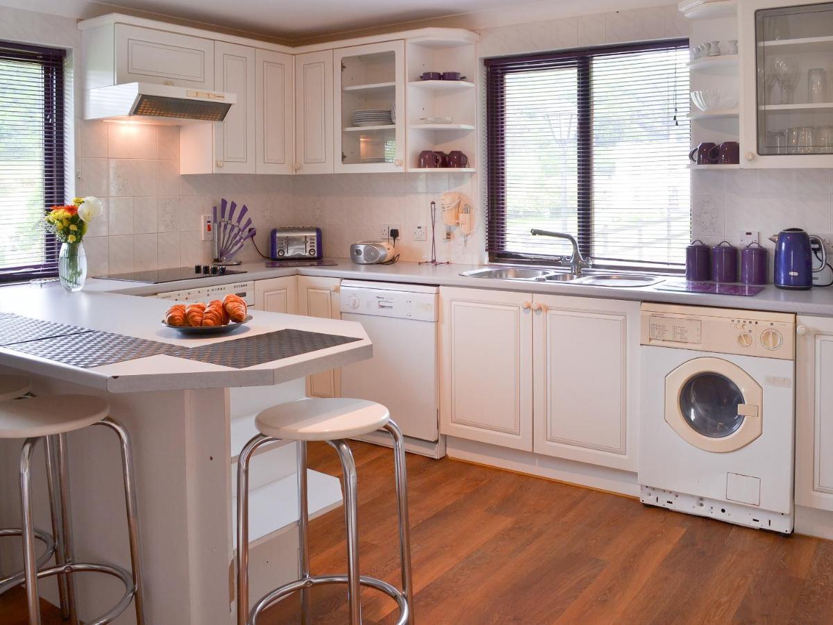Lake View Cottage - Cv7102 Saint Cleer Экстерьер фото